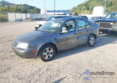 2005 Volkswagen Jetta Gls 2.0L из США, поврежденный, VIN 3VWSK69M25M030520